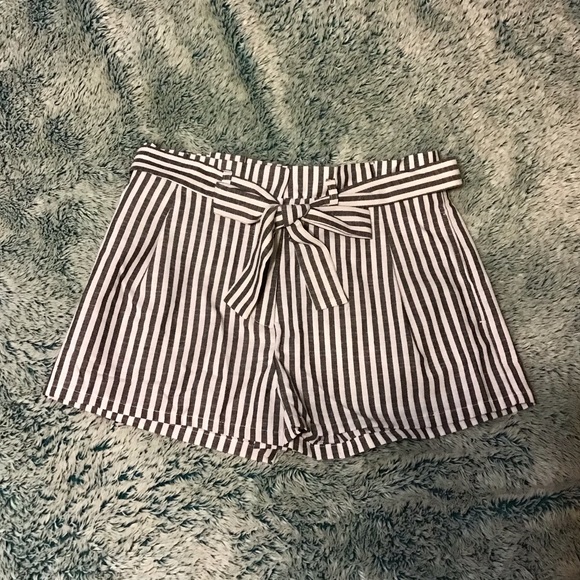 Love Tree Pants - Tie Paper Bag Shorts